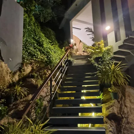 Magic Suites Choeng Mon Exterior photo